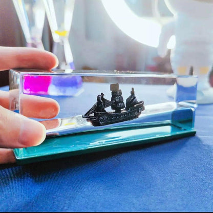Barco Fantasma Perla Negra Flotante Cubierta de Acrílico