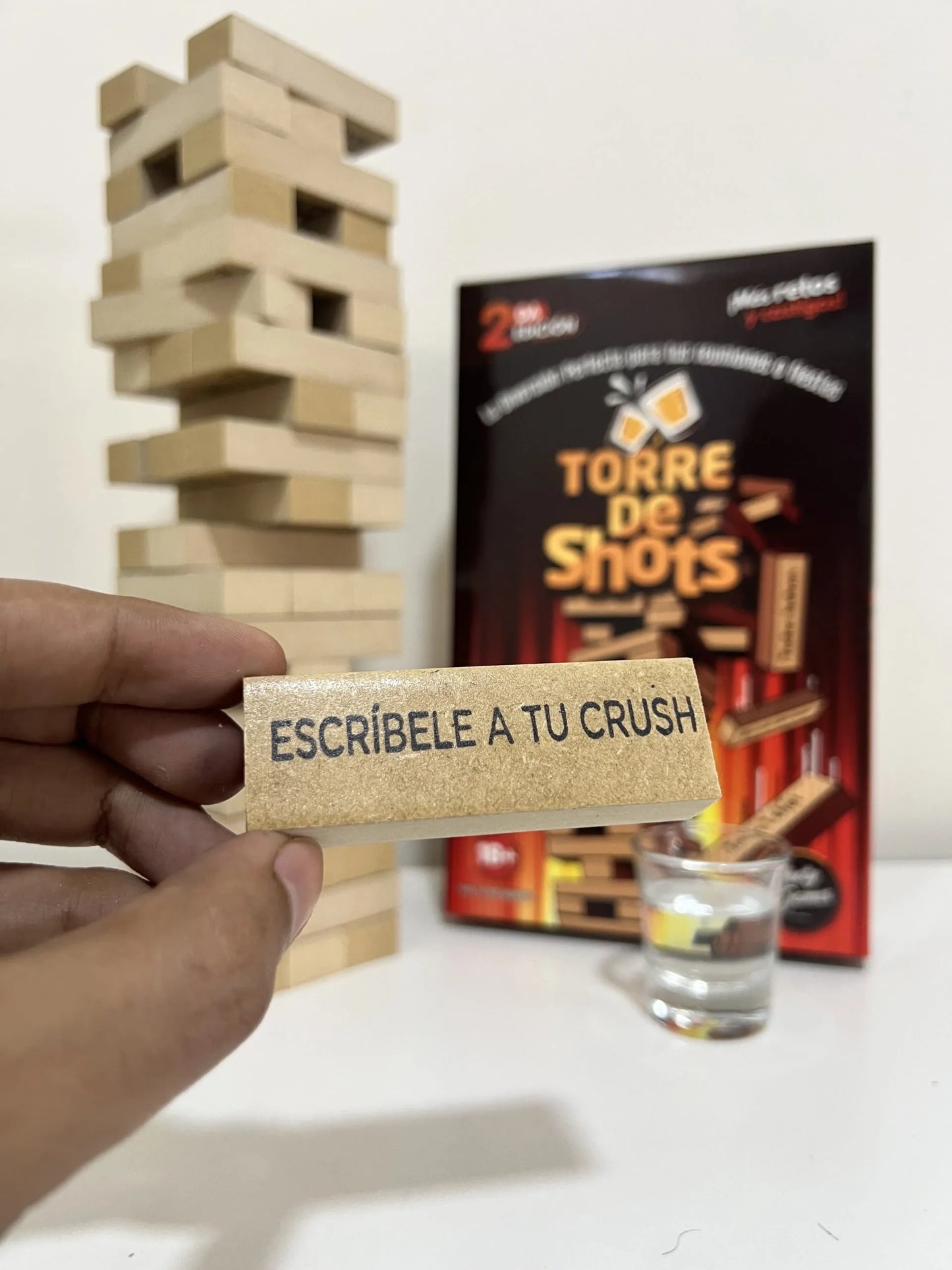 Jenga de 51 bloques y dos vasos, Torre de Shots – Normal +18